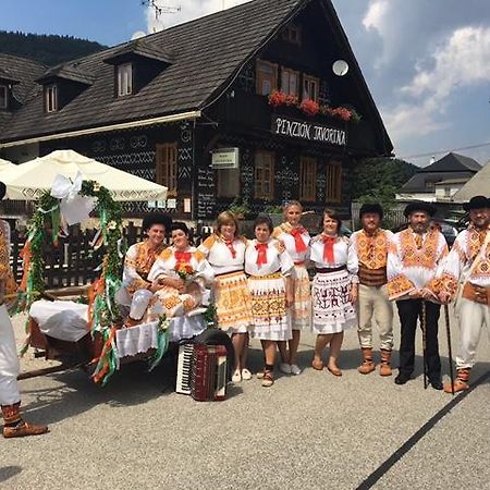 Penzion Javorina Čičmany Buitenkant foto