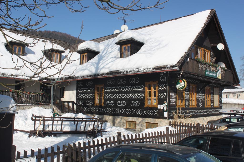 Penzion Javorina Čičmany Buitenkant foto