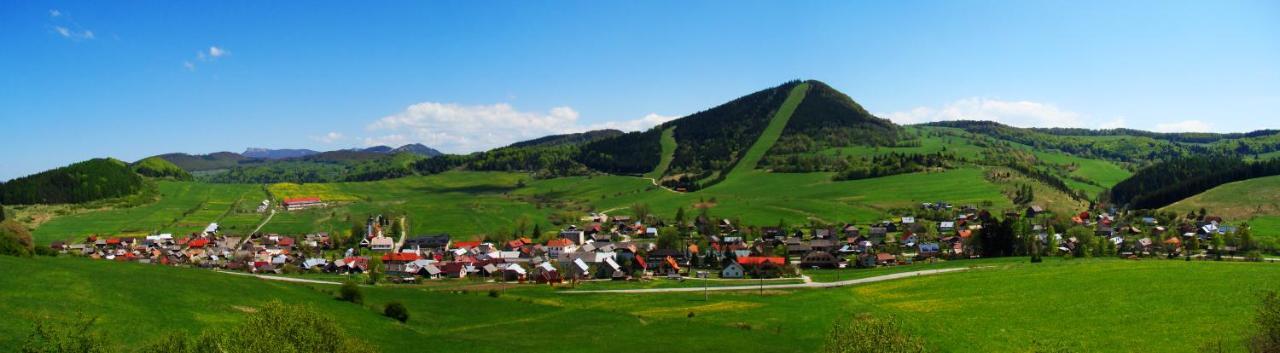 Penzion Javorina Čičmany Buitenkant foto